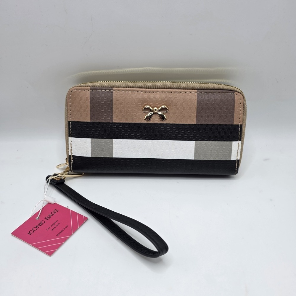 Iconic‎ Bags Plaid Zip Around Wallet Wristlet NWT Neutral Preppy Chic